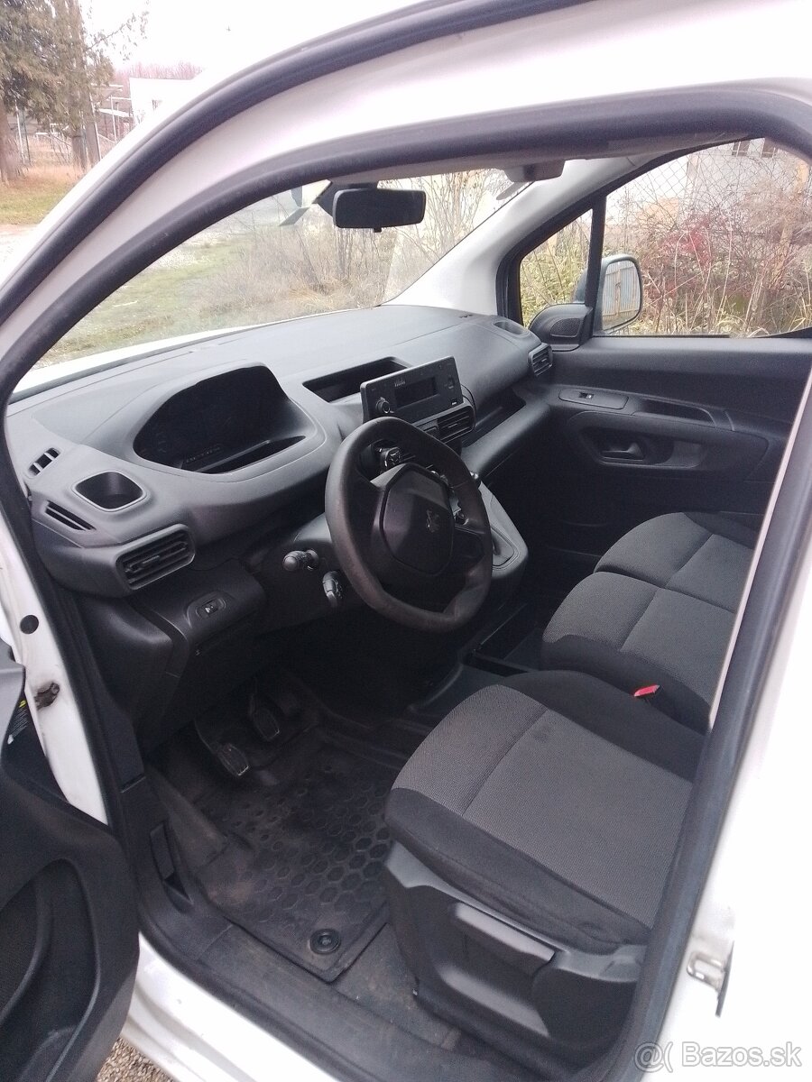Peugeot partner 1,5bluehdi - 11