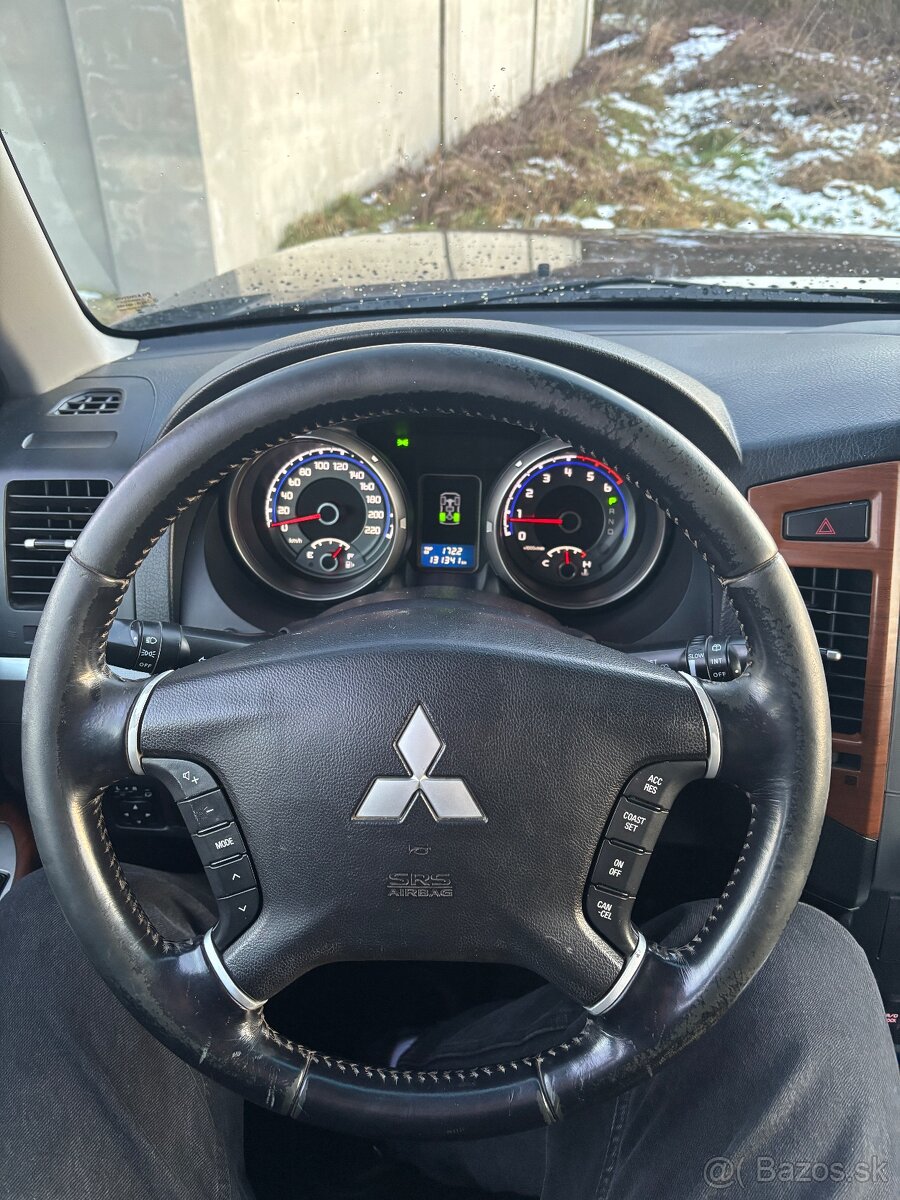 Mitsubishi pajero 3.2 did - 11