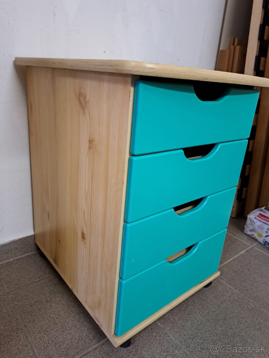 Nábytková zostava - 11