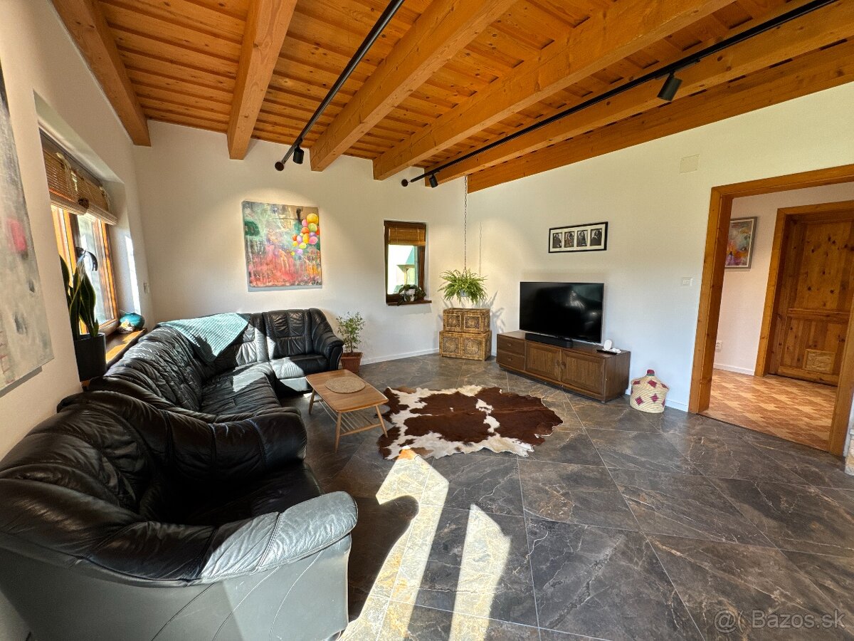 Na predaj : dom s garážou a záhradou – Liptovská Teplá - 11