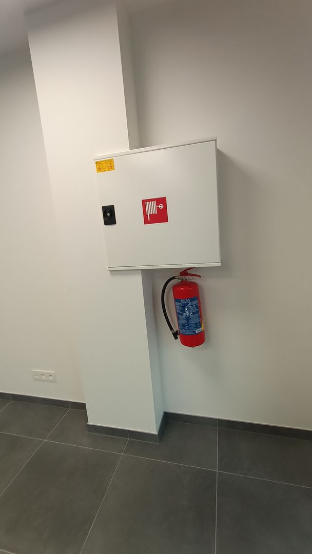 Na prenájom obchodné priestory v budove Orbis Nitra - 11