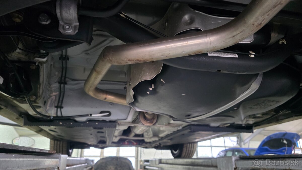 VW Beetle TOP stav zánovniho vozu - 11