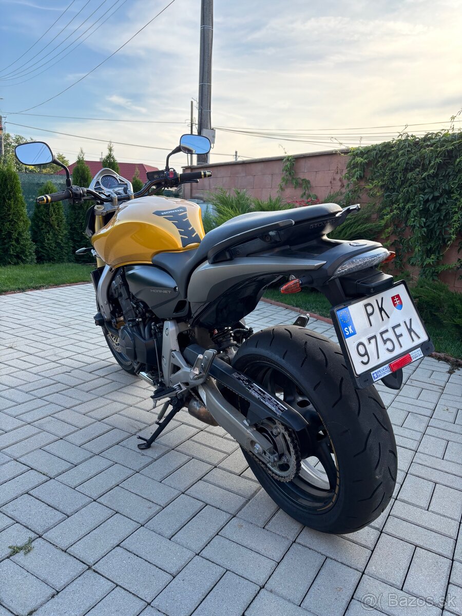 Honda Hornet CB600F - 11