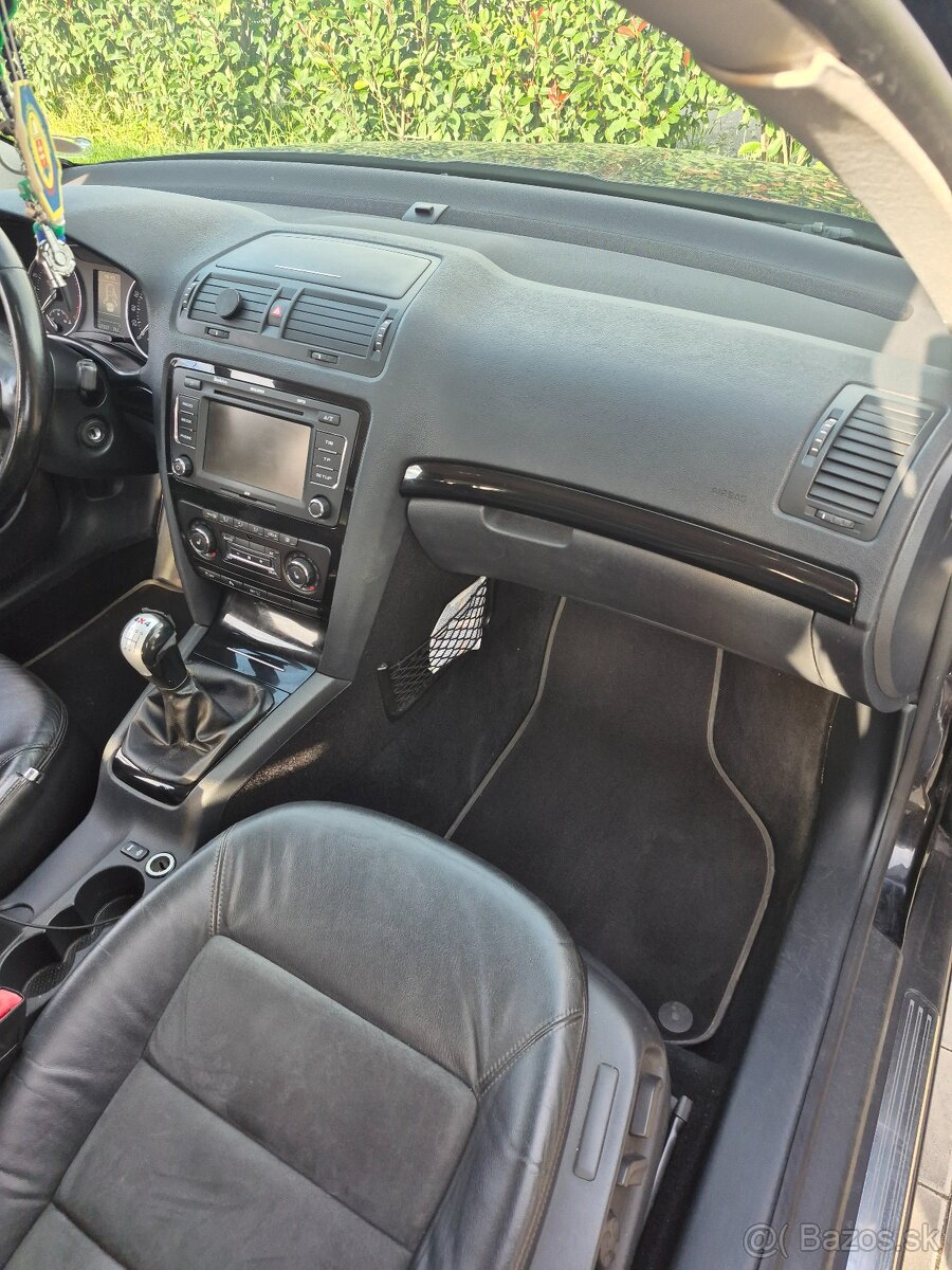 Škoda octavia 2 combi Laurin & Klement 4x4 - 11