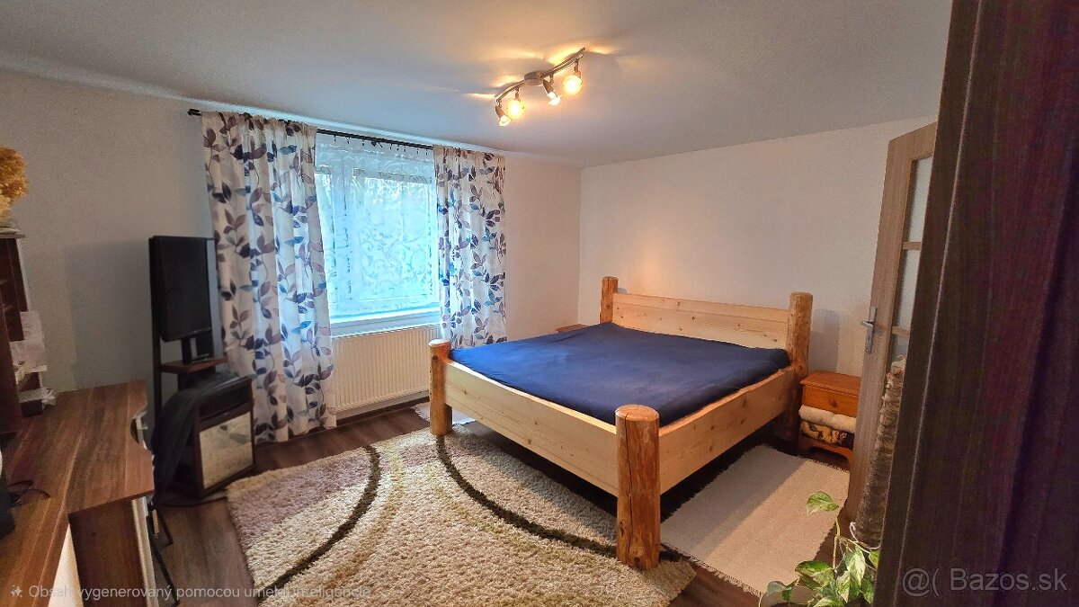 Exkluzívna Ponuka: Rodinný dom s obrovským pozemkom a potenc - 11