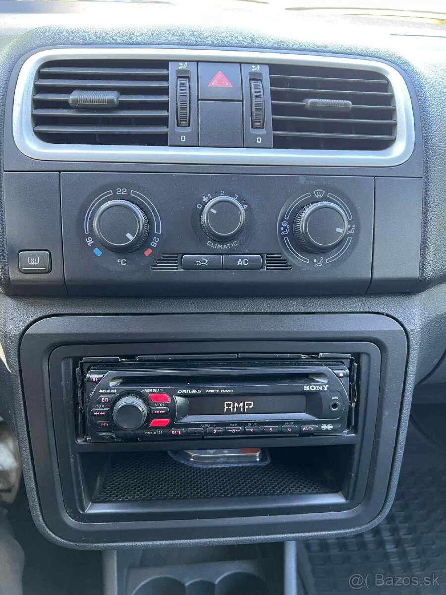 Skoda roomster 1.4 tdi - nova stk ek - 11