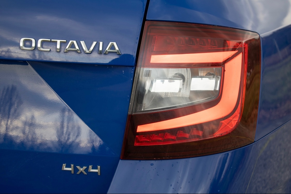 Škoda Octavia 2.0 TDI 135 kW 4×4 DSG - 11