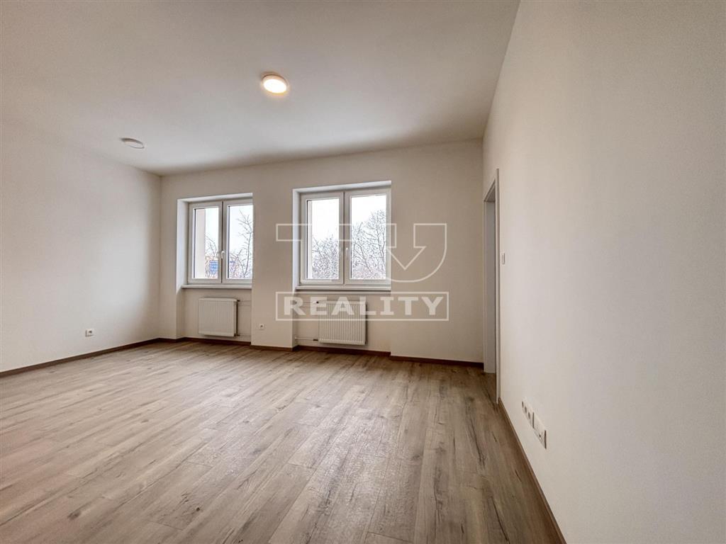 2 izbový byt za super cenu pri Nitre - 11