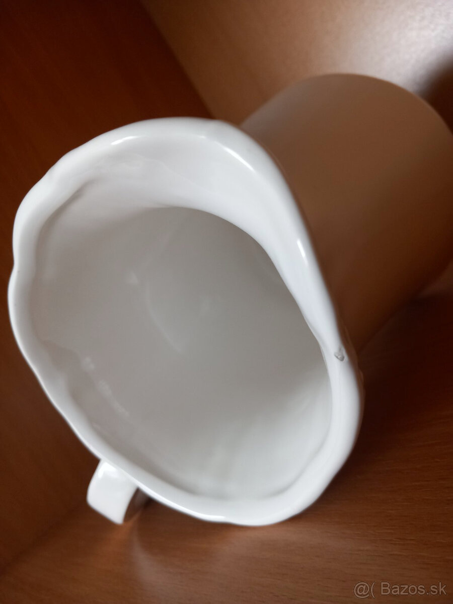 Starší keramický-kameninový džbán so srdiečkom 19x18,5 cm - 11