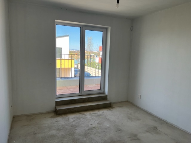 Predaj NOVOSTAVBY 5 izb. rodinných domov v štádiu holodomu - 11