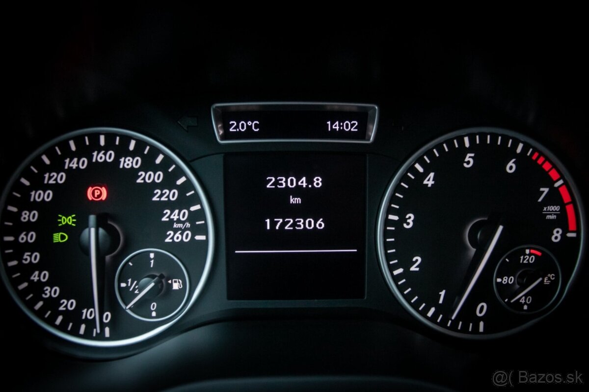 Mercedes Benz B trieda 180, 90KW 2013 - 11