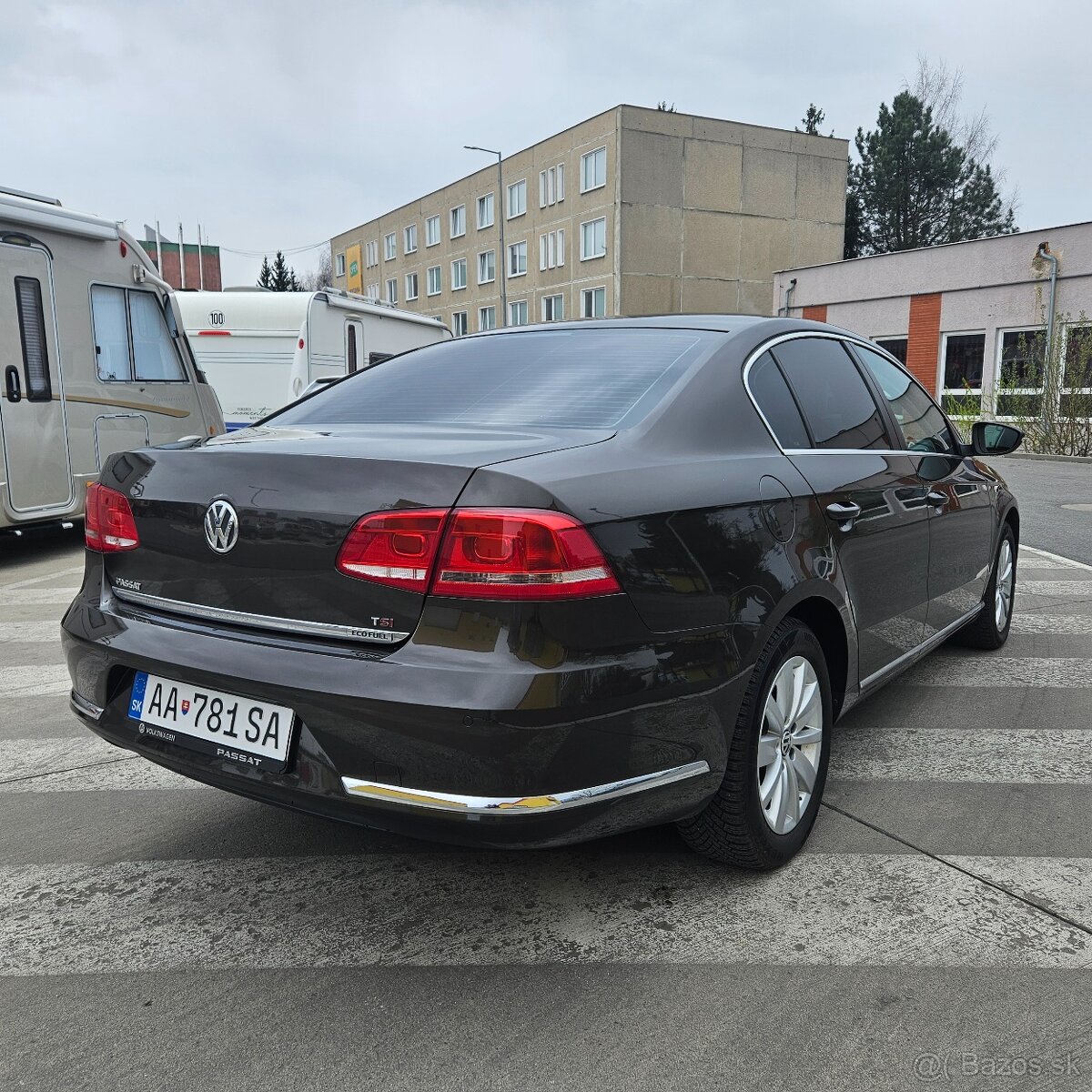 Vokswagen Passat 1.4 CNG ecofuel 6 stupňový manuál - 11