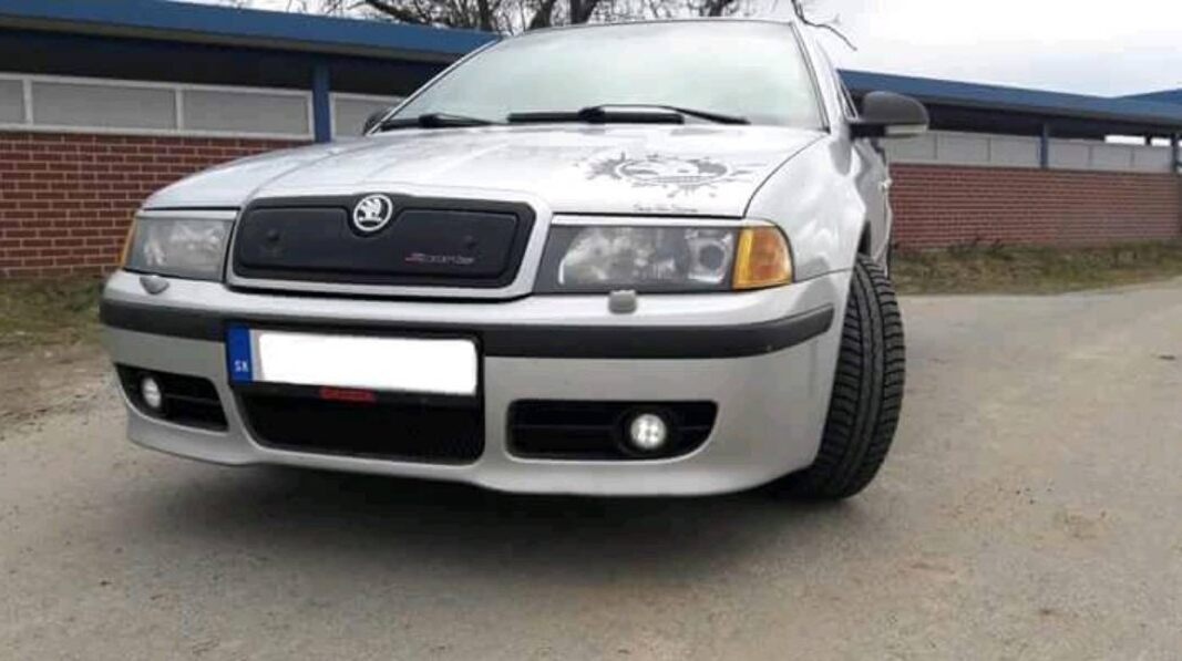 Mracitka SKODA OCTAVIA 1 - 11