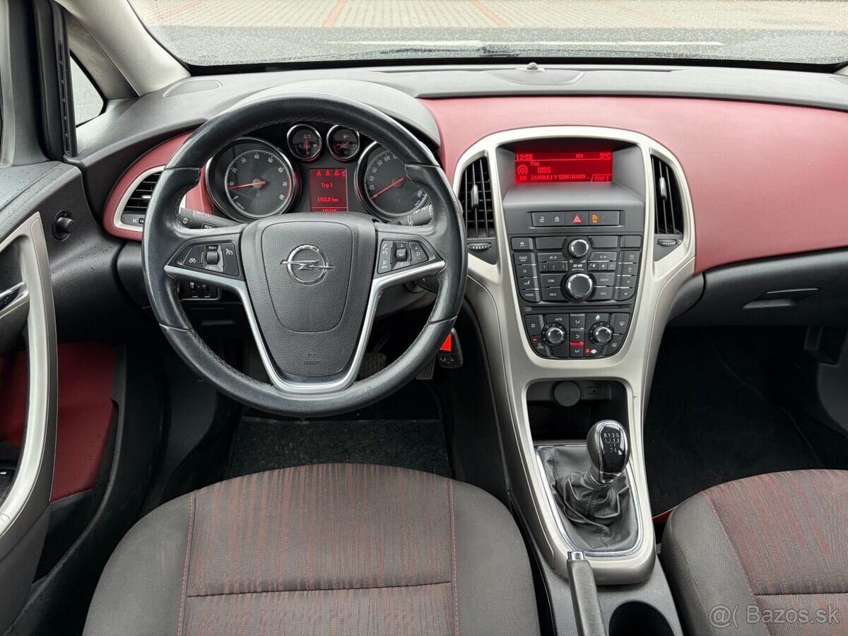 Opel Astra 1.4 16V ČR naj. 145t - 11