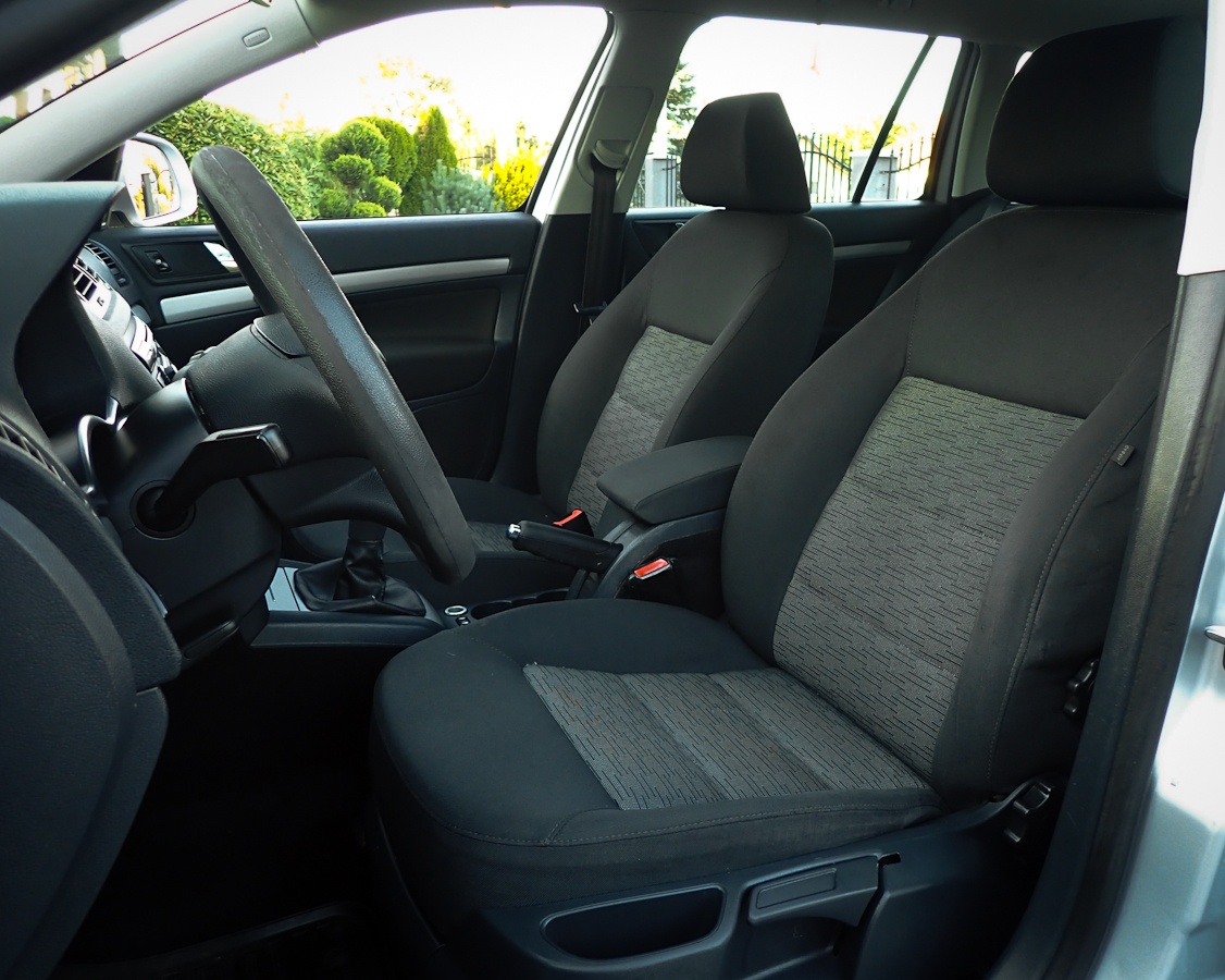 ŠKODA OCTAVIA COMBI 1.6TDI 4x4 2013 KLIMA, STK, ŠPZ - 11