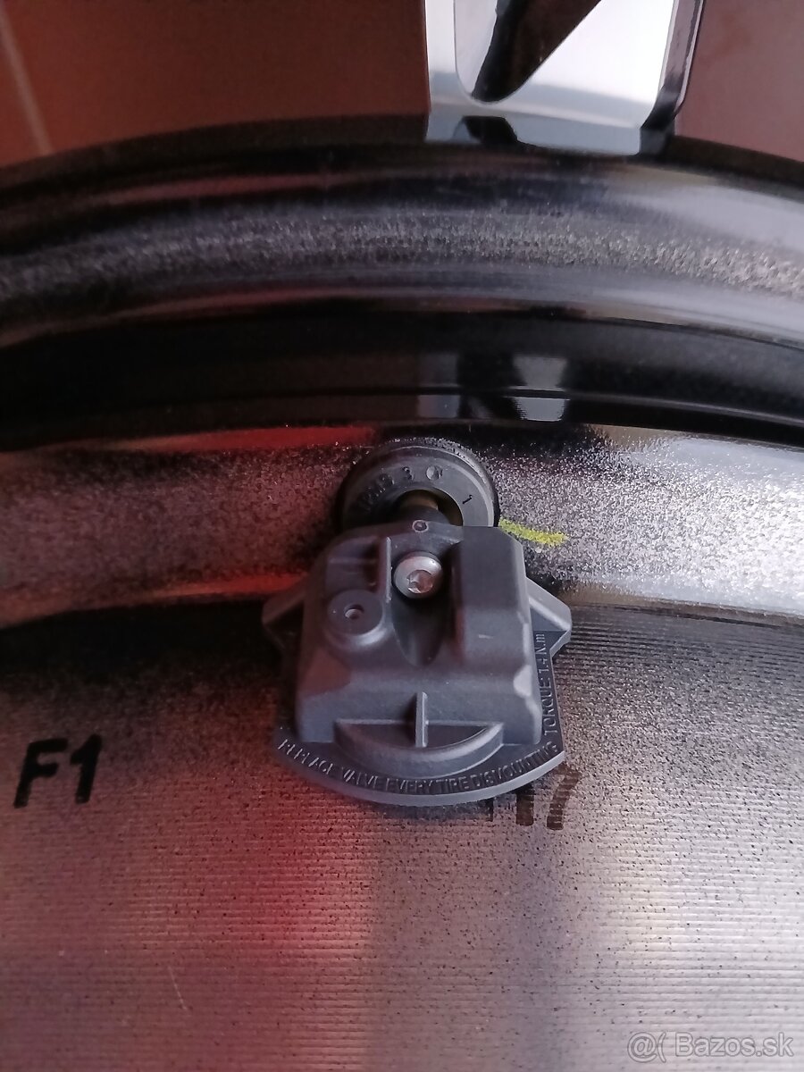 Predám nové originál disky MITSUBISHI R18 + snímače - 11