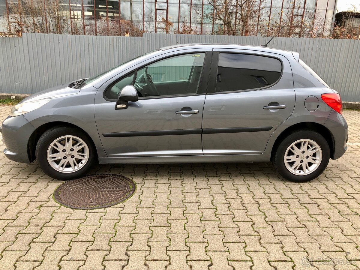 Peugeot 207 1.4 benzin - 11