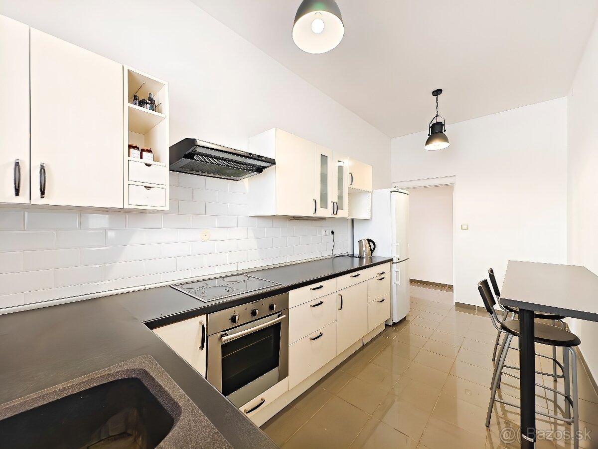 3-IZB. VEĽKÝ LOFTOVÝ BYT S GALÉRIOU, KOŠICE - MYSLAVA - 11