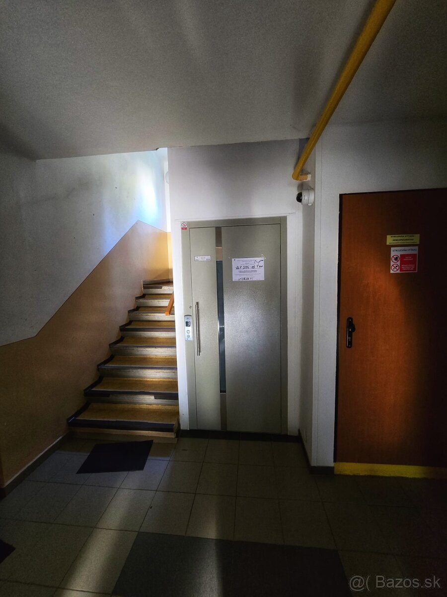 3 izbový byt s balkónom - 11