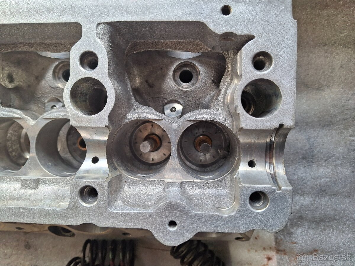 Hlava valcov mercedes om602.980 - 11