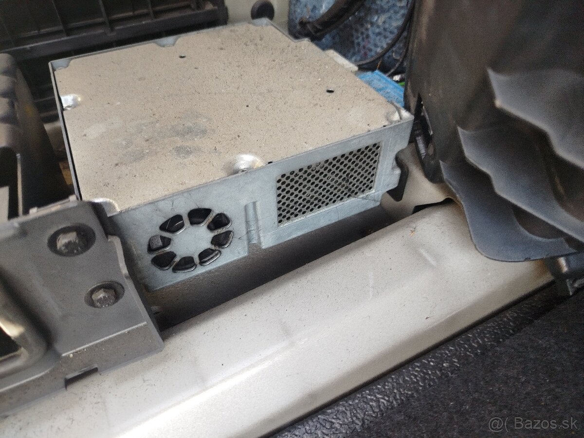 Predám diely na BMW E60 - 11