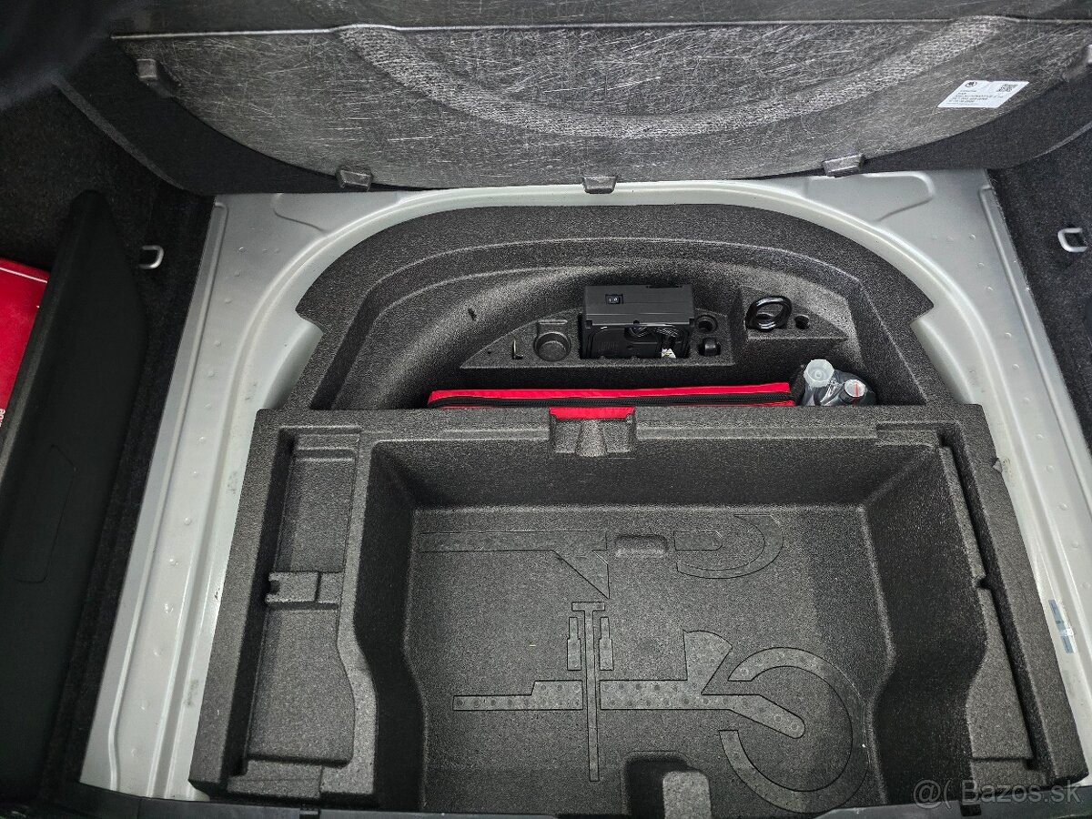 Škoda Octavia Combi 2.0 TDI SCR Joy Plus DSG - 11