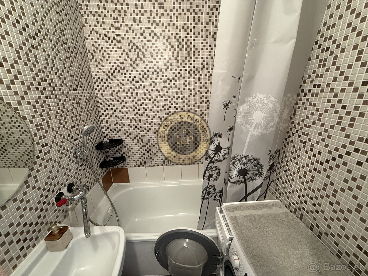 Na predaj 3iz. byt s balkónom v tichej lokalite v Senici - 11