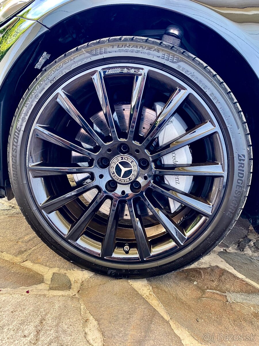 Mercedes-Benz C250 Coupe AMG Night Edition - 11