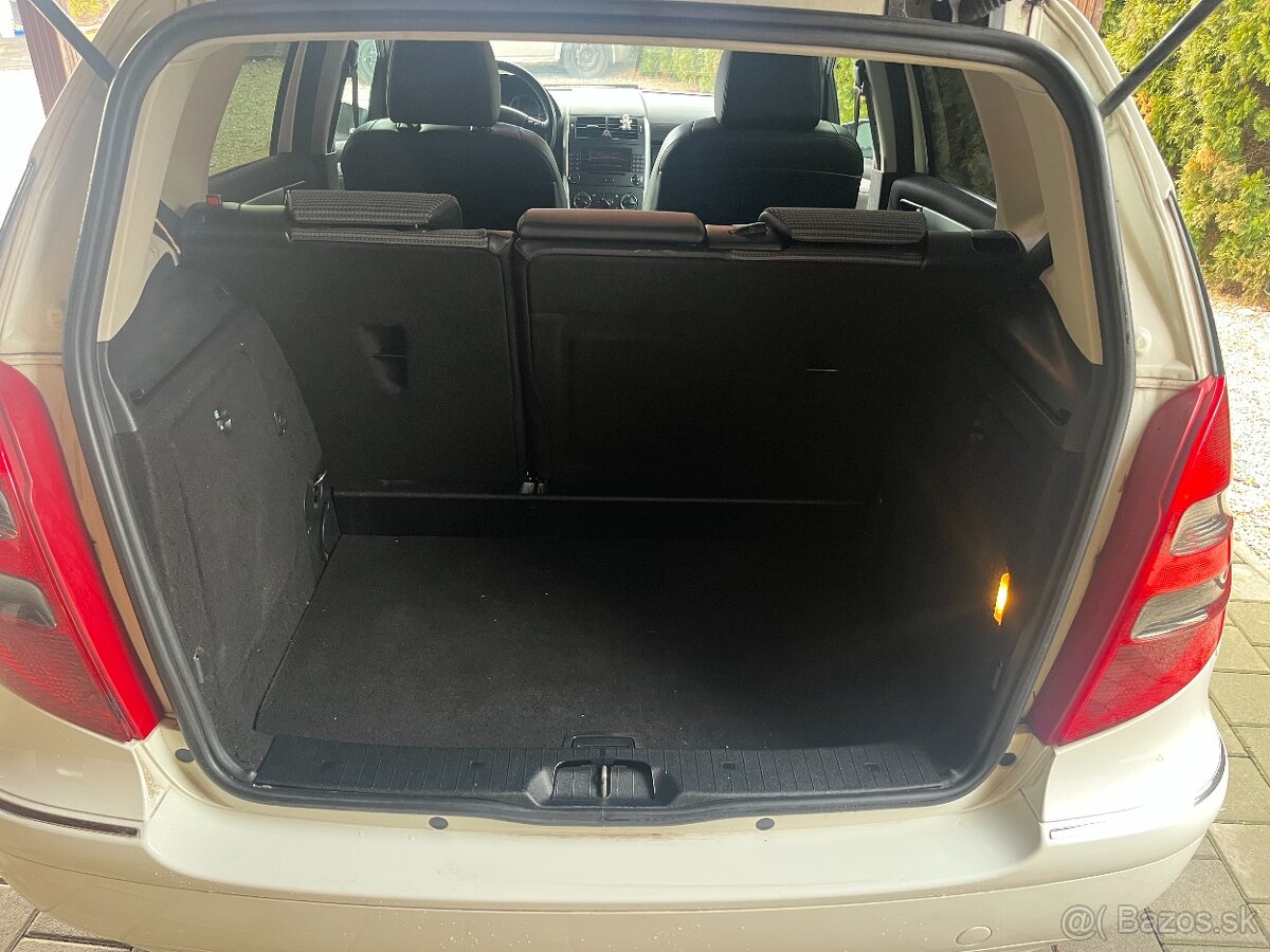 Mercedes-Benz A trieda 200 CDI Avantgarde - - 11