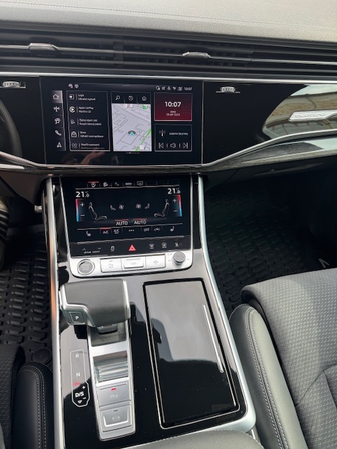 Audi Q7 45 TDI S line 2025 - 11