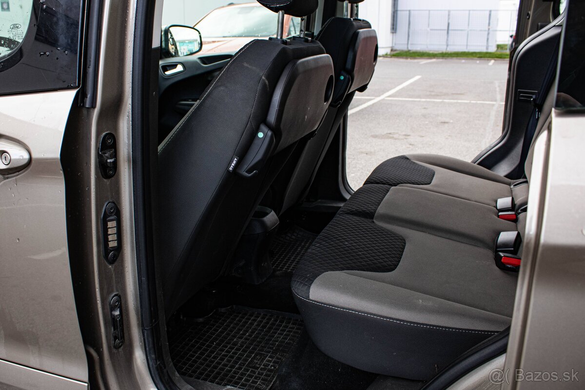 Ford Tourneo Courier 1.0 EcoBoost Trend - 11