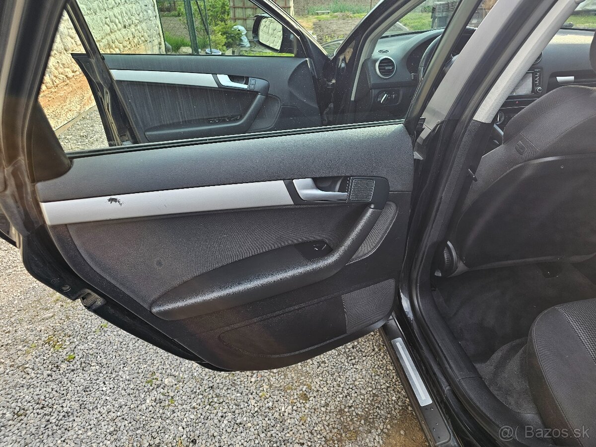 AUDI A3 1.8 T TFSI quattro Sportback - 11