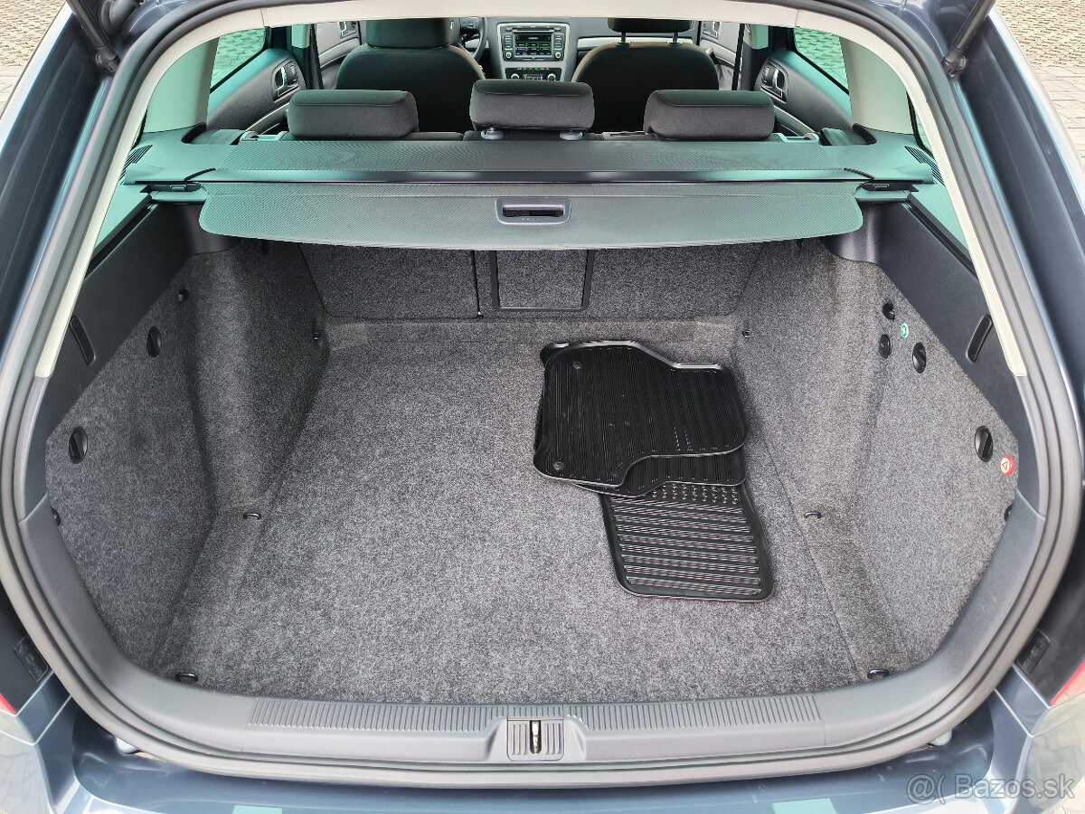 Škoda Octavia Combi TDI DSG 2012 Elegance - 11