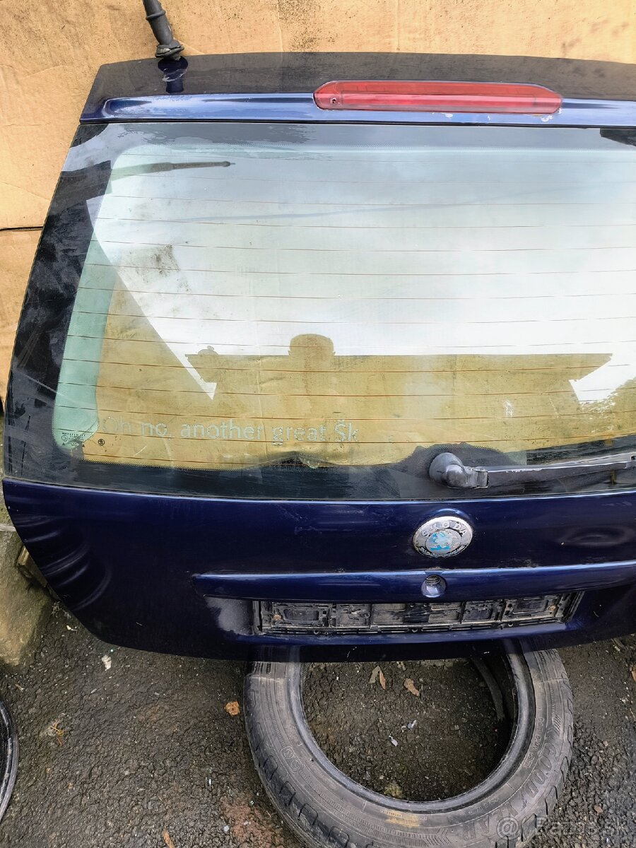 Predám kufor Touran Octavia Fabia vw golf kombi - 11