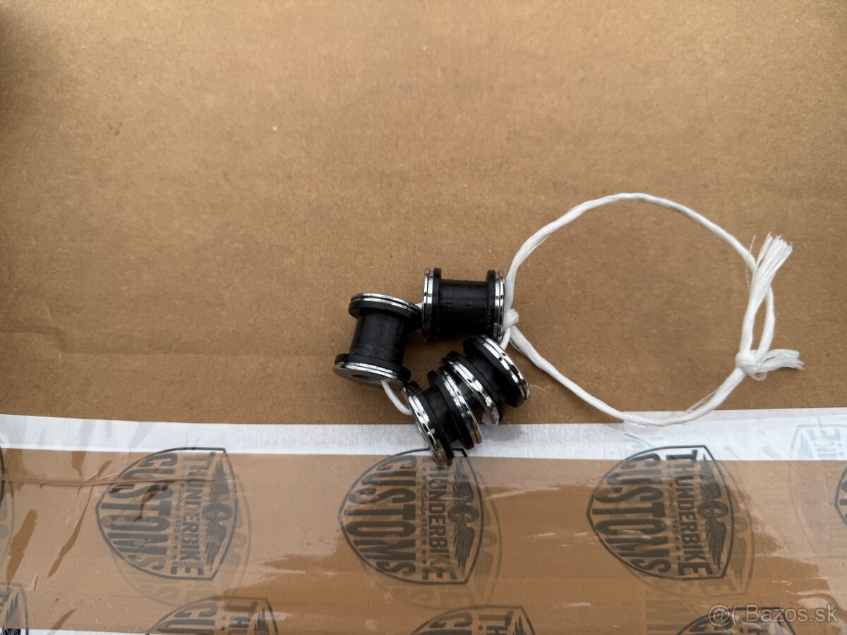 HARLEY DAVIDSON® BREAKOUT FXSB Sissybar - 11