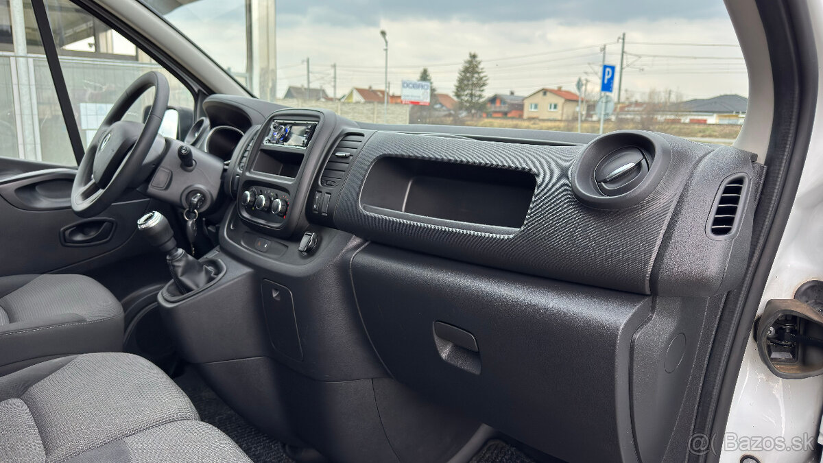 Renault Trafic 2.0 dCi (140 k) - 11