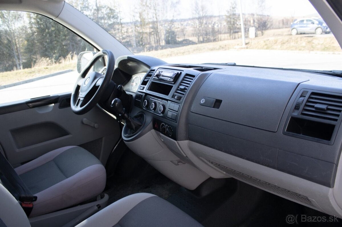 Volkswagen Transporter T5 2.0 TDI LR. - 11