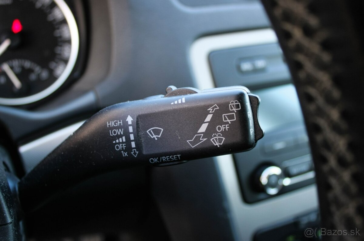 Škoda Octavia Combi 1.6 TDI CR DPF Classic - 11