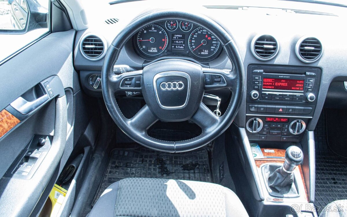 Audi A3 1.6 TDI Ambiente - 11