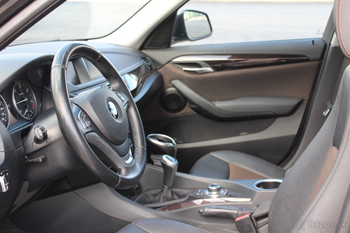 BMW X1 xDrive 20d - 11