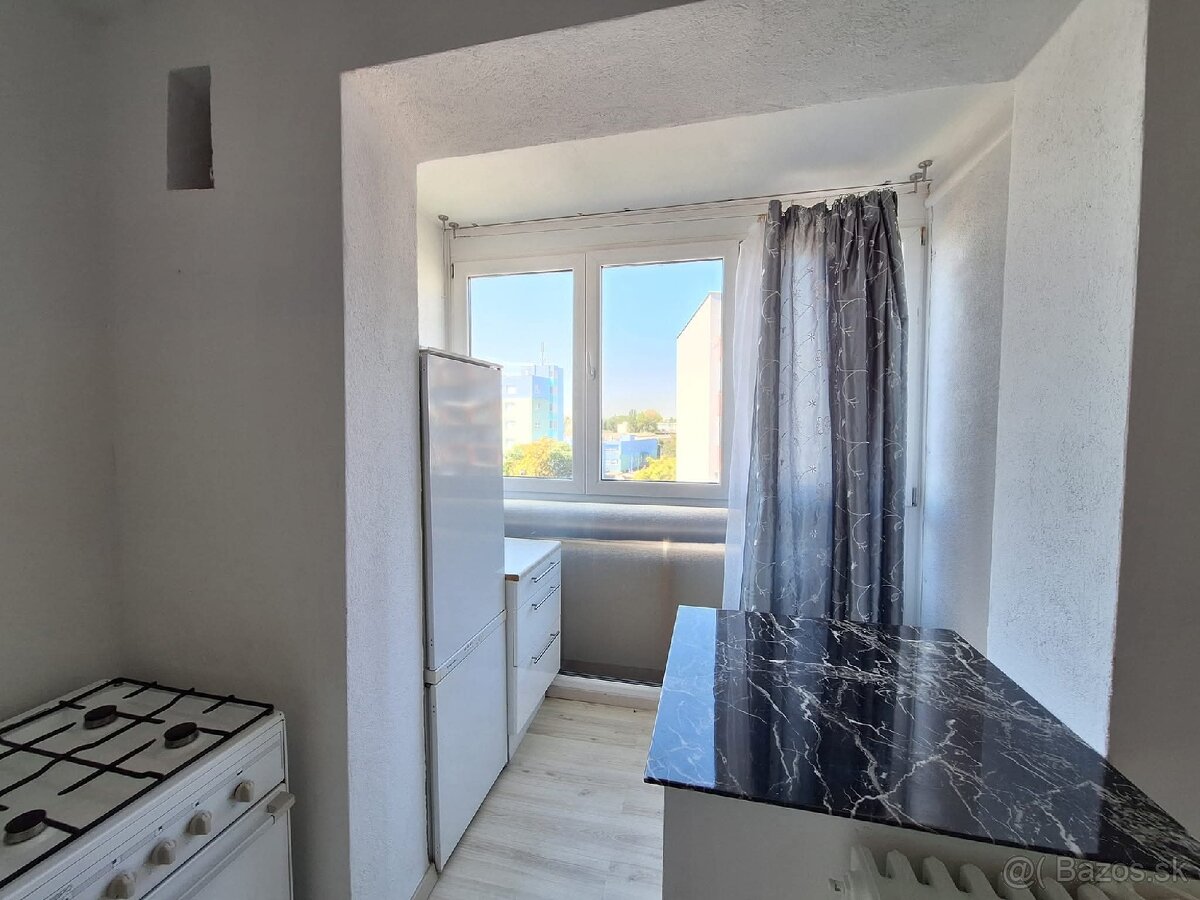 Prenájom 2-izbovy byt Ružinov - 11