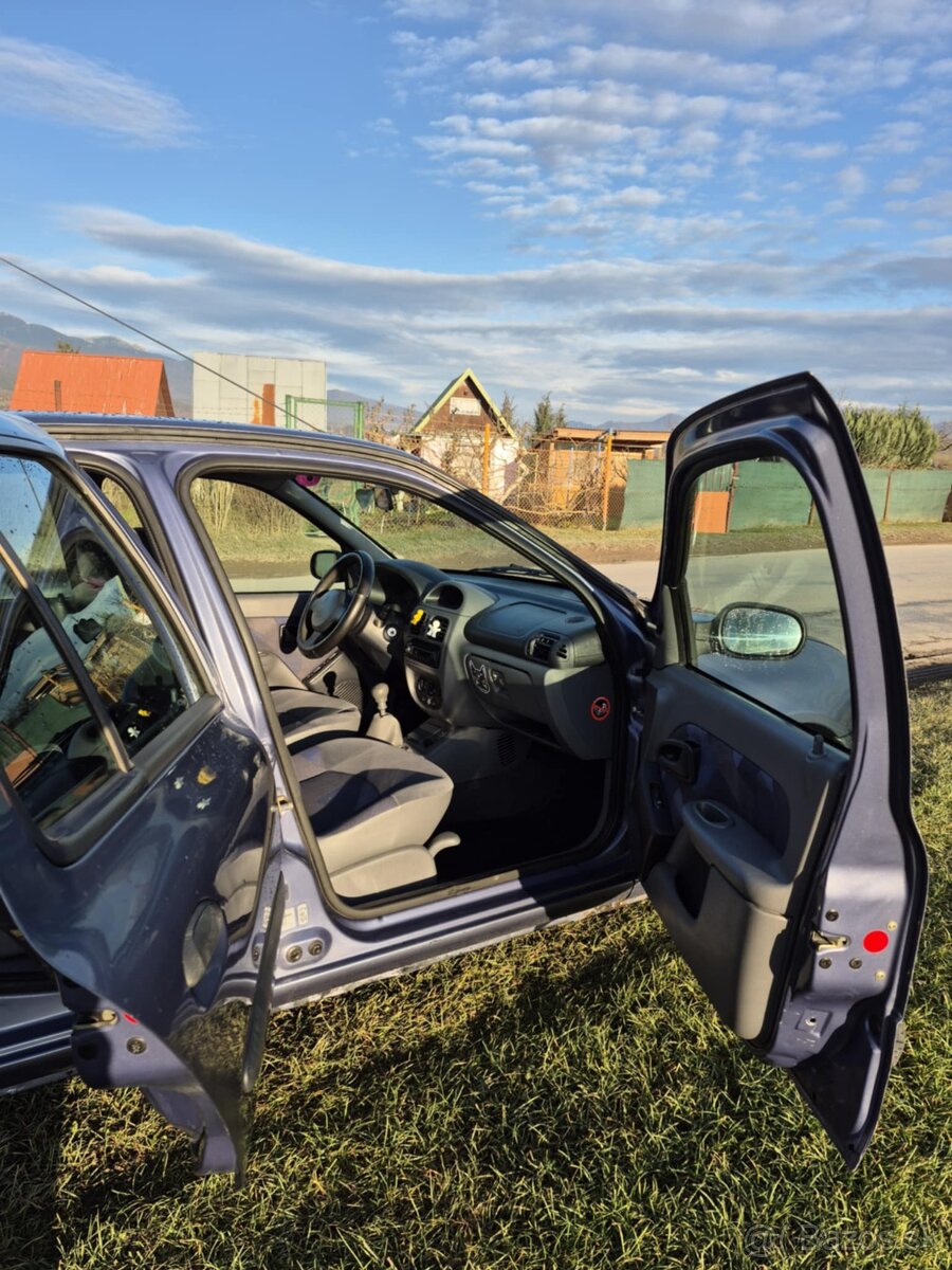 Renault Clio na predaj - 11