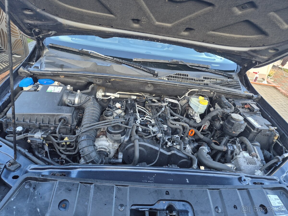 Volkswagen Amarok - 11