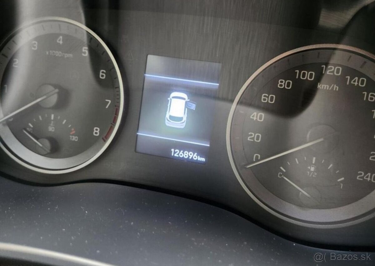 Hyundai Tucson 1.6-VÝBAVA ADVENTURE-4X4 - 11