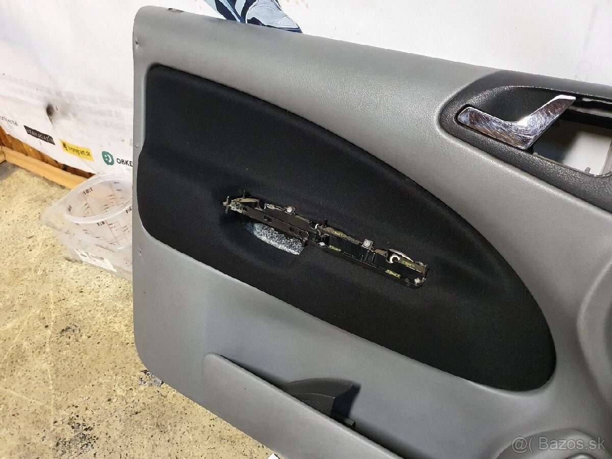 Oprava stropneho čalúnenia - 11