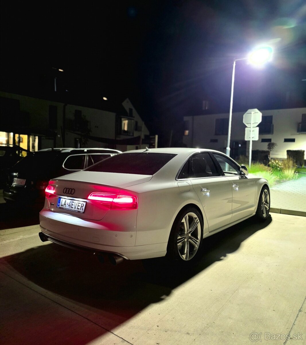 AUDI S8 D4 4.0TFSI - 11