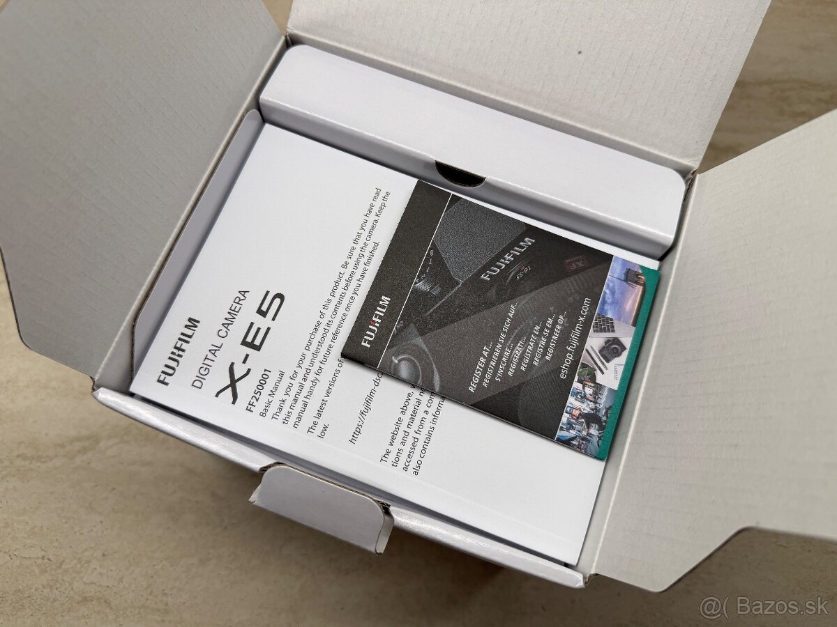 Fujifilm X-E5 + XF 23 mm WR strieborný, nový - 11