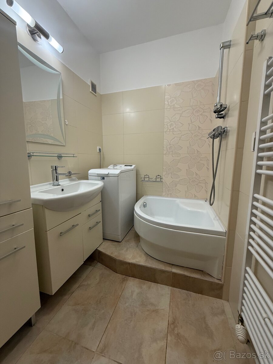 Prenajom 3 izbový byt Pezinok - 11