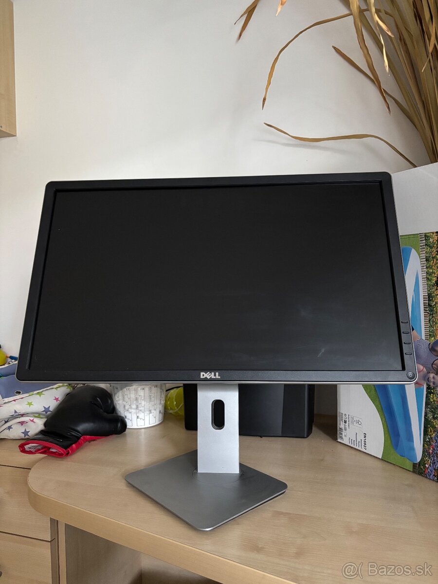 Monitor Dell 24” - 11