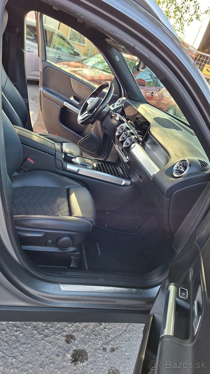 MERCEDES GLB 200d 4MATIC.AUTOMAT - 11